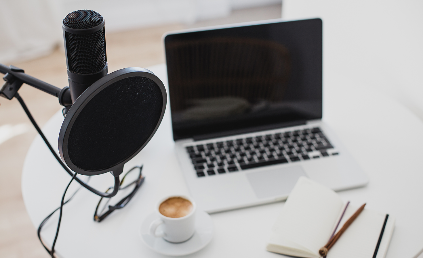 Evita resbalar con tus opiniones en redes sociales